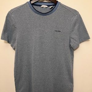 Calvin Klein Men’s Small Blue Tee